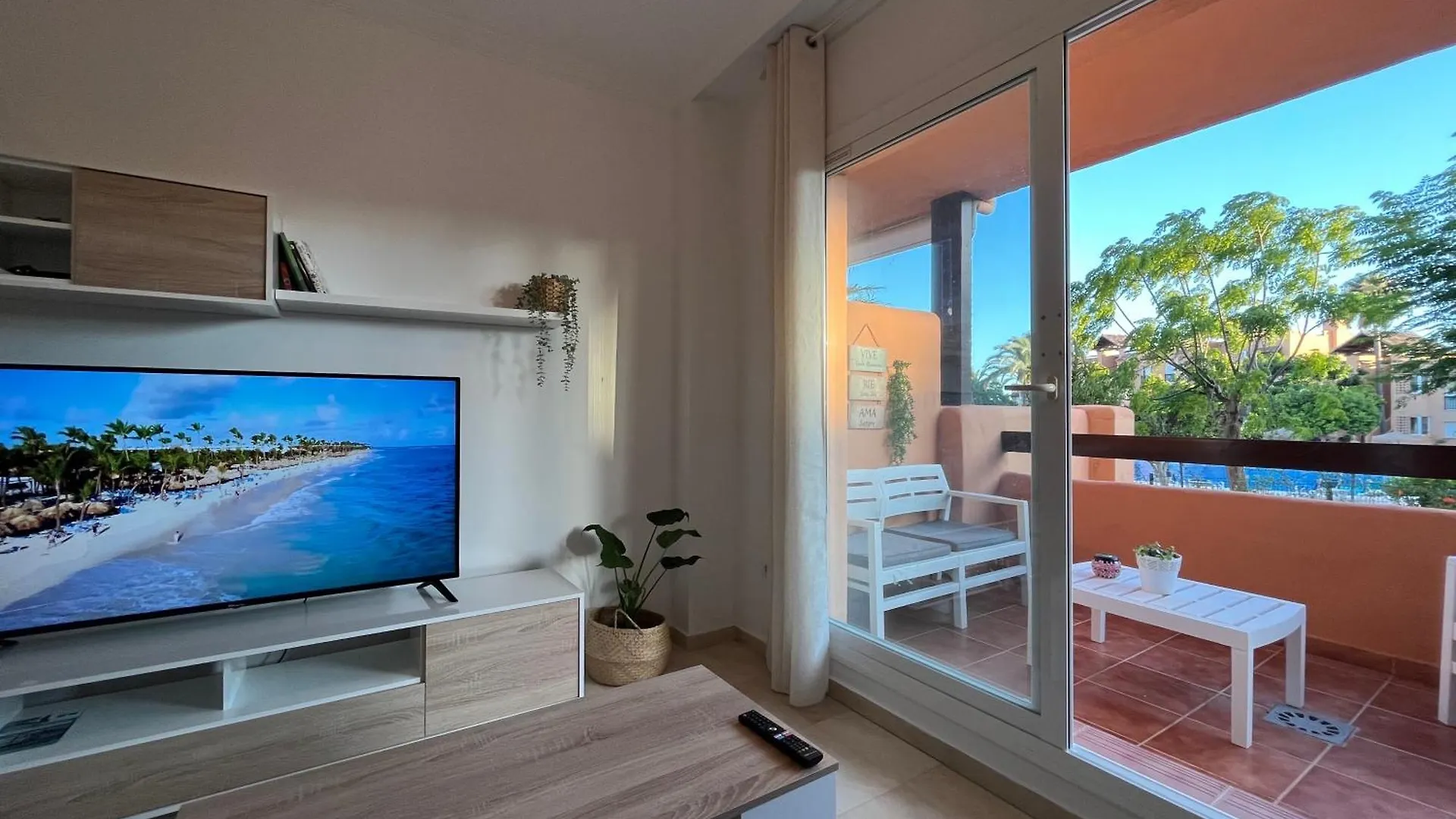 Tropical Chic Apartment Casares 0*,  Spain