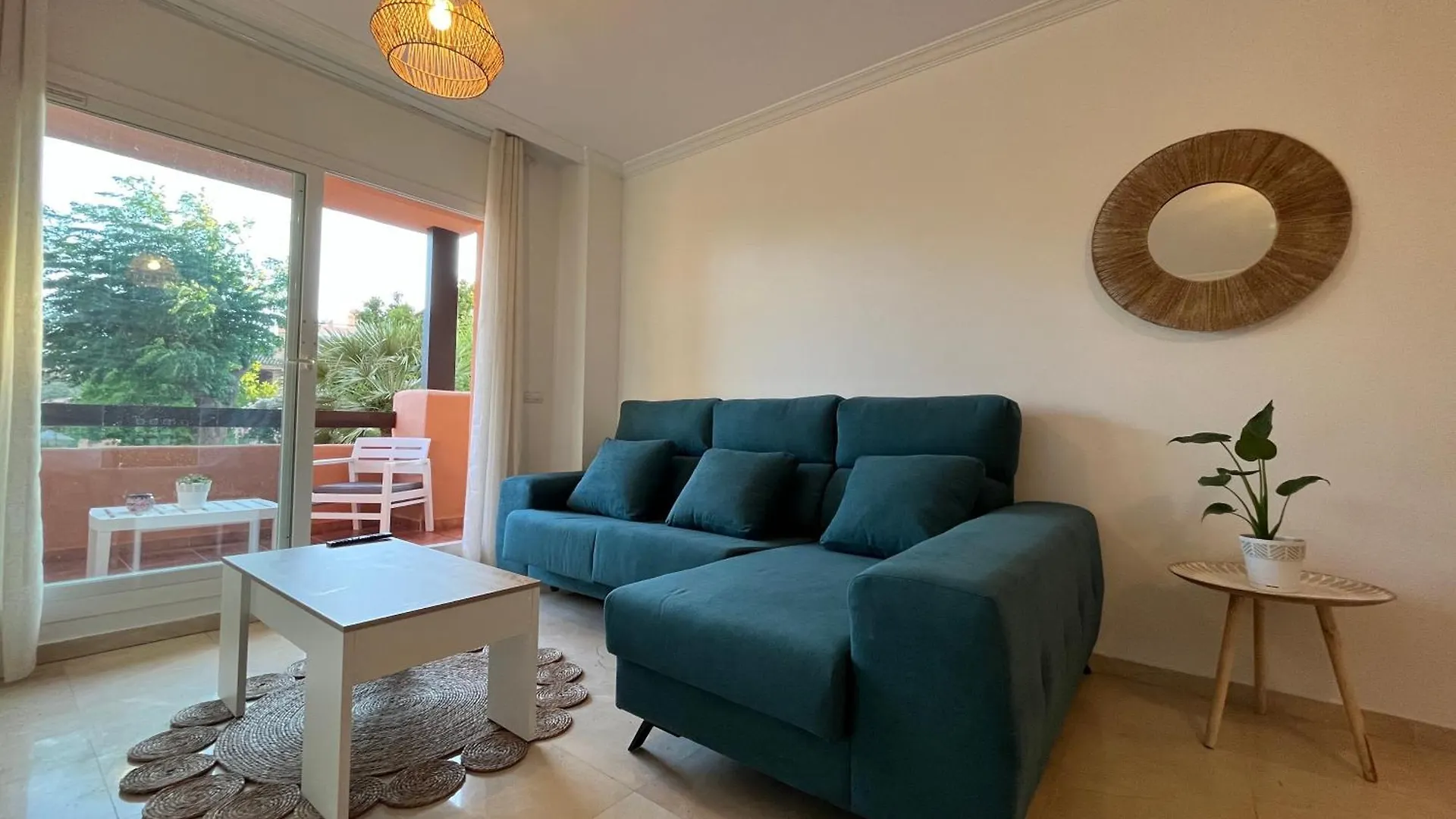 Tropical Chic Apartment Casares